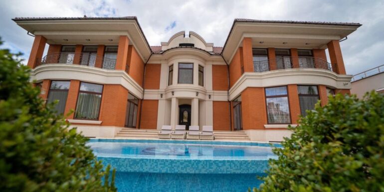 EXCLUSIVE LUXURY VILLA HOUSE FOR SALE IN ODESSA UKRAINE, WITH 2 SWIMMING POOLS
