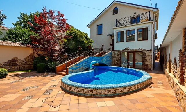 Hot offer, sale house in Odessa Ukraine, 3 bedrooms, 3 bathrooms, 4 rooms, photo 1